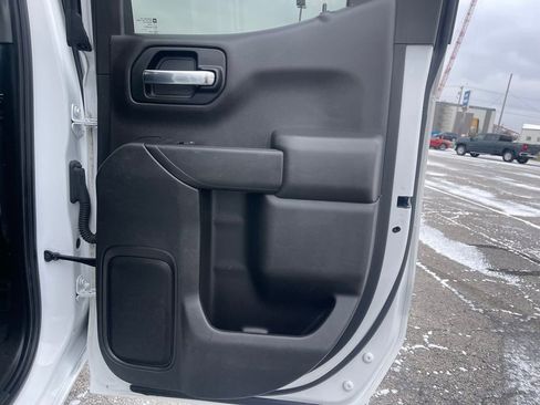 Used 2020 Chevrolet Silverado 1500 LT w/ Convenience Package image 23