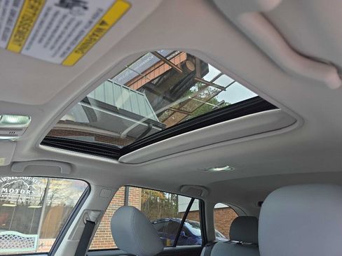 Used 2018 Subaru Outback 2.5i Limited image 21