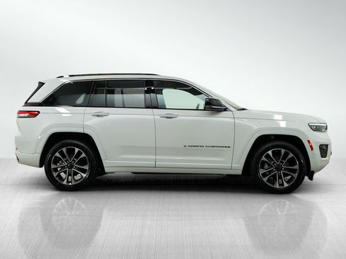 Used 2023 Jeep Grand Cherokee Overland w/ Adv Protech Group III AWD/4WD image 6