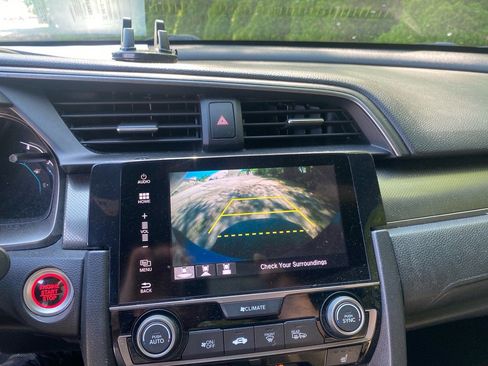 Used 2018 Honda Civic EX image 15