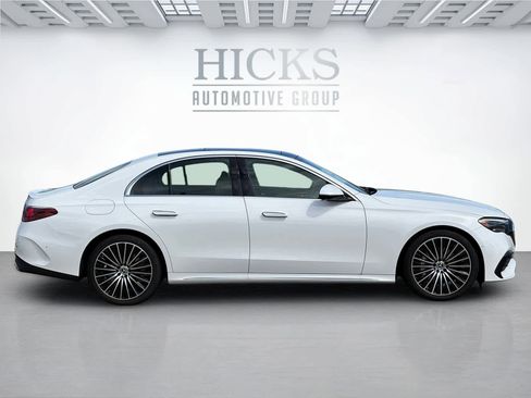 New 2026 Mercedes-Benz E 450 4MATIC Sedan image 4