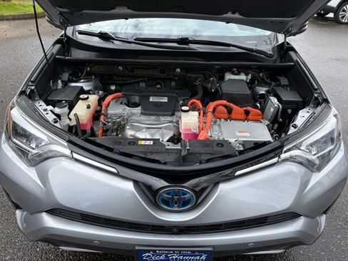Used 2018 Toyota RAV4 Limited w/ Advanced Technology Package AWD/4WD image 24