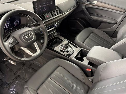 Used 2023 Audi Q5 2.0T Premium Plus w/ Premium Plus Package AWD/4WD image 9