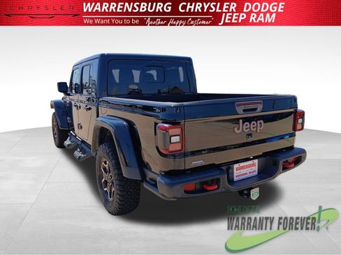 Used 2021 Jeep Gladiator Rubicon w/ Dual Top Group AWD/4WD image 6