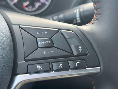 Used 2025 Nissan Sentra SR w/ Trunk Package FWD image 20