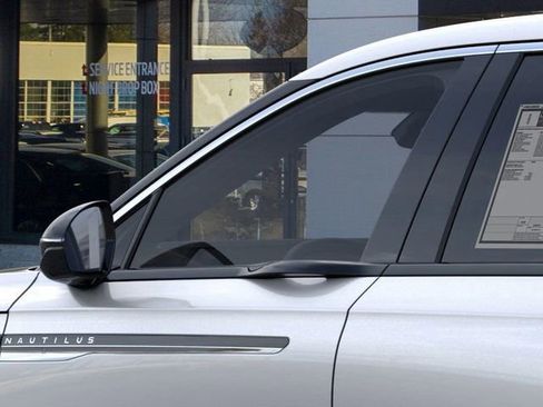 New 2026 Lincoln Nautilus Premier image 23