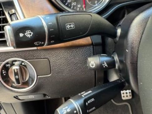 Used 2018 Mercedes-Benz GLE 43 AMG 4MATIC image 29