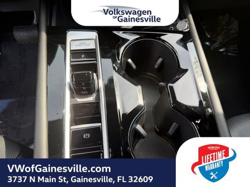 Certified 2025 Volkswagen Atlas Cross Sport SEL AWD/4WD image 27