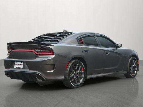 Used 2022 Dodge Charger R/T w/ Plus Group RWD image 7