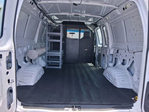 Used 2014 Ford E-150 and Econoline 150 w/ Power Group RWD image 16