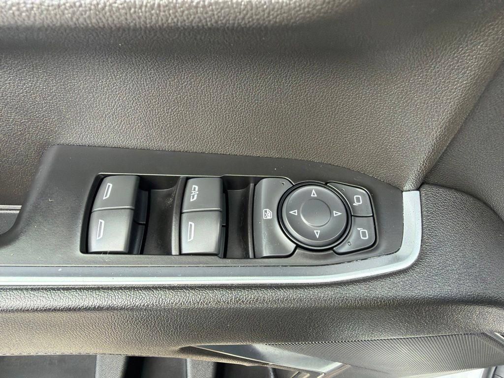 Used 2022 Chevrolet Silverado 1500 LT AWD/4WD image 27