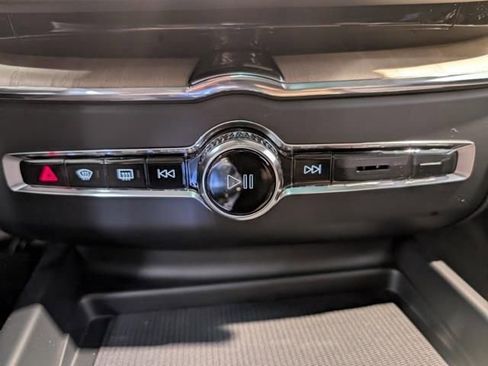 New 2026 Volvo XC60 T8 Ultra w/ Climate Package AWD/4WD image 21