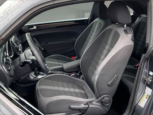 Used 2012 Volkswagen Beetle Turbo image 21