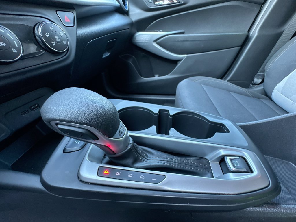 Used 2024 Chevrolet Trax LS FWD image 23