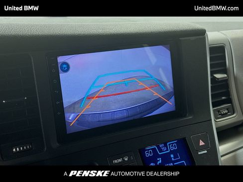 Used 2015 Toyota Sienna LE FWD image 9