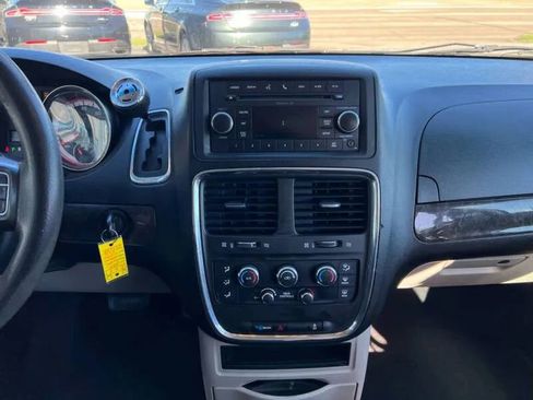 Used 2011 Dodge Grand Caravan Express w/ PWR Window Group image 21