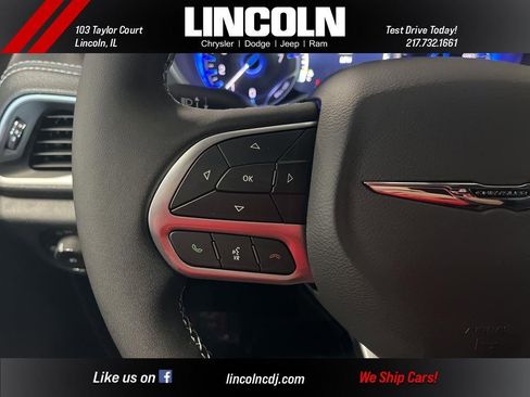 New 2026 Chrysler Pacifica Select image 18