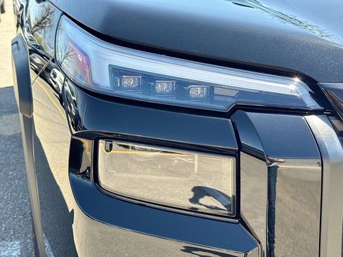 New 2026 Subaru Outback Limited AWD/4WD image 40