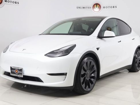 Used 2022 Tesla Model Y Performance image 5