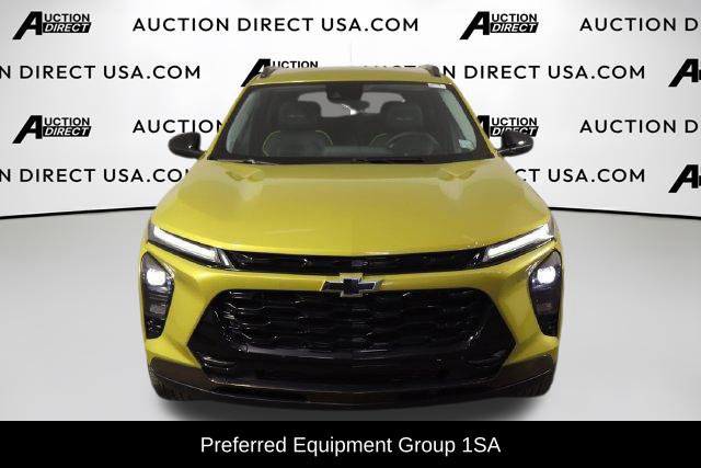 Used 2024 Chevrolet Trax ACTIV w/ Driver Confidence Package FWD image 2