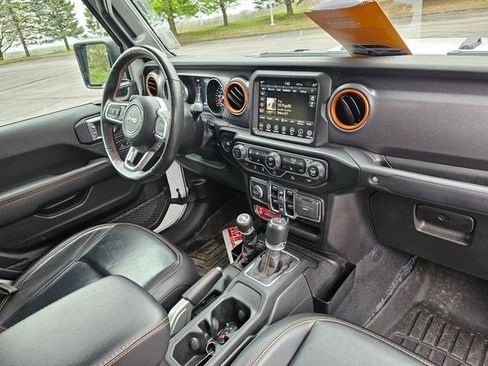 Used 2022 Jeep Gladiator Mojave w/ LED Lighting Group AWD/4WD image 14