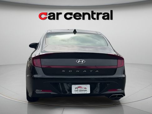Used 2023 Hyundai Sonata SEL w/ Convenience Package FWD image 4