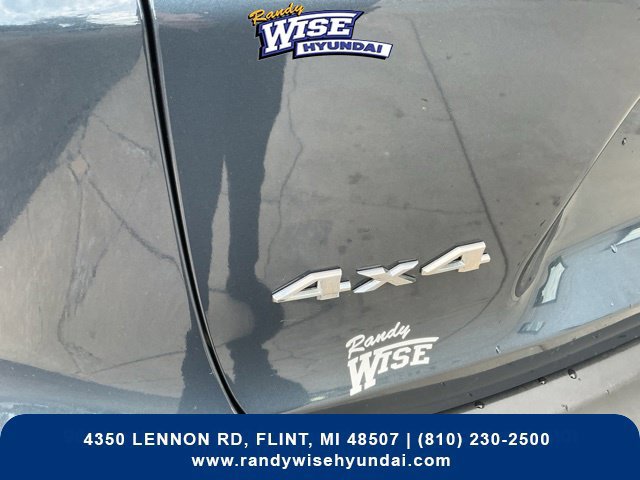 Used 2019 Jeep Cherokee Limited AWD/4WD image 38