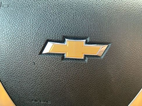 Used 2017 Chevrolet Traverse LT w/ LPO, 'HIT The Road' Package image 22