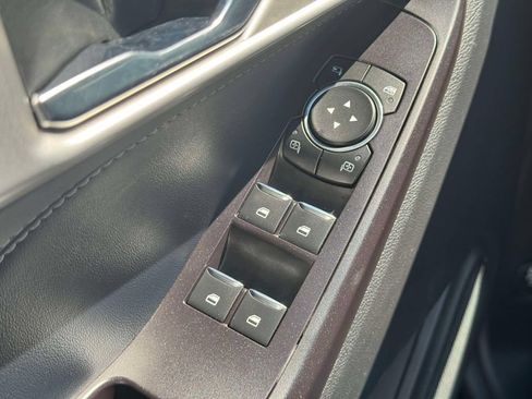 Used 2020 Ford Explorer Limited AWD/4WD image 16