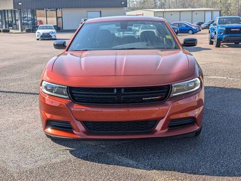 Used 2023 Dodge Charger SXT image 2