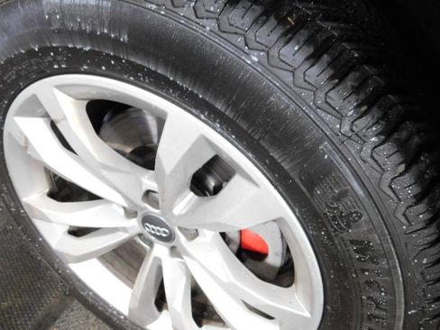 Used 2019 Audi Q7 3.0T Premium w/ Convenience Package image 21