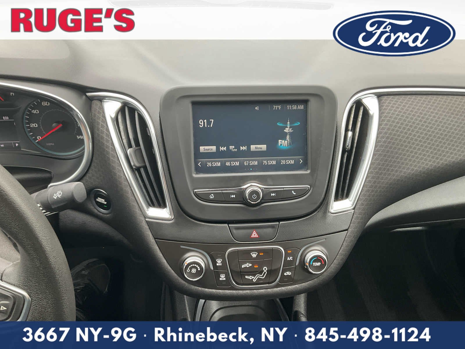 Used 2017 Chevrolet Malibu LT FWD image 19