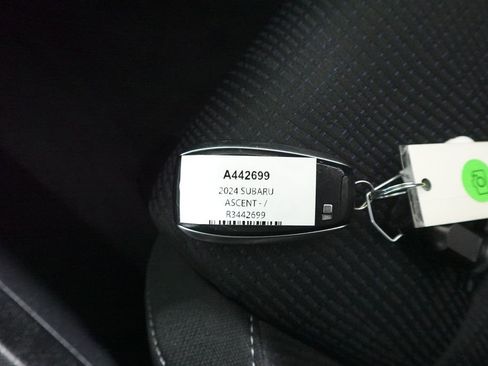 Used 2024 Subaru Ascent Premium w/ Convenience Package image 33