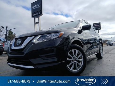 Used 2018 Nissan Rogue SV w/ Premium Package image 2