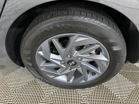 Used 2024 Hyundai Elantra SEL FWD image 10