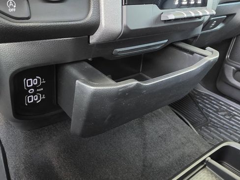 New 2026 RAM 1500 Express RWD image 21
