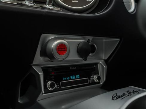 Used 2006 Ford GT RWD image 40