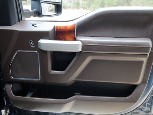 Used 2017 Ford F250 King Ranch w/ King Ranch Ultimate Package image 42