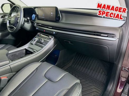 Used 2024 Hyundai Palisade SEL w/ Premium Package FWD image 31