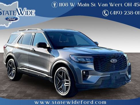 Used 2025 Ford Explorer ST-Line w/ ST-Line Street Pack AWD/4WD image 1