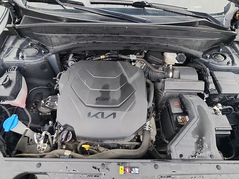Used 2022 Kia Telluride SX w/ Nightfall Edition Package AWD/4WD image 27