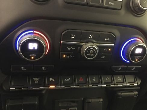 Used 2020 Chevrolet Silverado 3500 LT w/ All Star Edition image 24