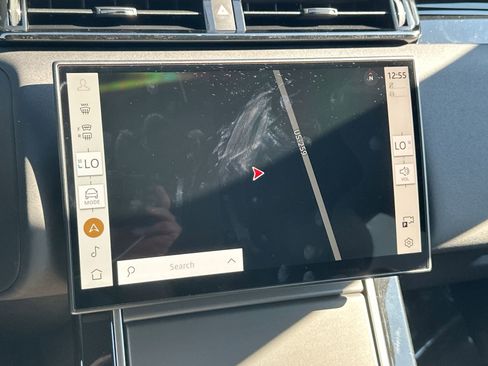 Used 2025 Land Rover Range Rover Velar Dynamic SE image 18