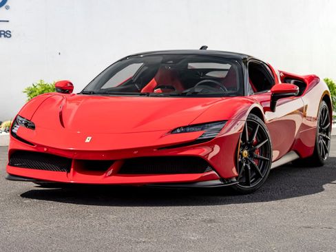 Used 2022 Ferrari SF90 Stradale AWD/4WD image 1