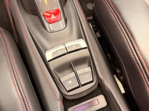 Used 2018 Ferrari 488 Spider RWD image 32