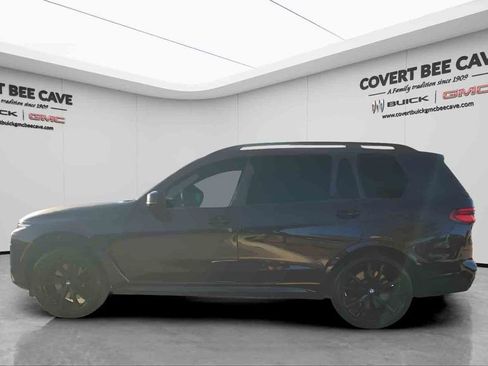 Used 2023 BMW X7 M60i w/ Executive Package image 5