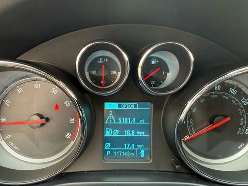 Used 2013 Buick Regal GS image 15