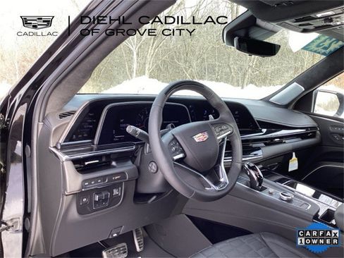 Certified 2023 Cadillac Escalade V w/ Heavy-Duty Trailer Package image 22