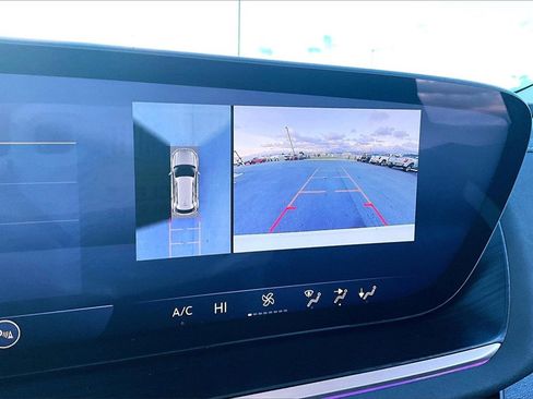 Used 2024 Buick Envision Sport Touring image 21