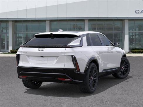 New 2025 Cadillac Lyriq Sport image 5